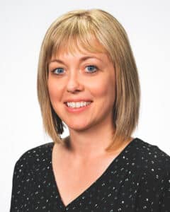 Mandi Olson portrait